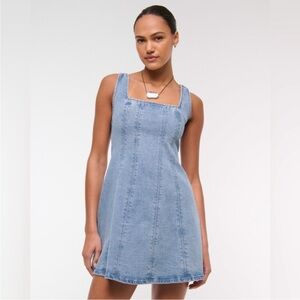 NWT Abercrombie & Fitch Mila Squareneck Denim Mini Dress size Large